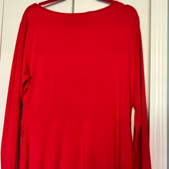 Beautiful bright Red midi dress size 2X - Picture 4 of 4